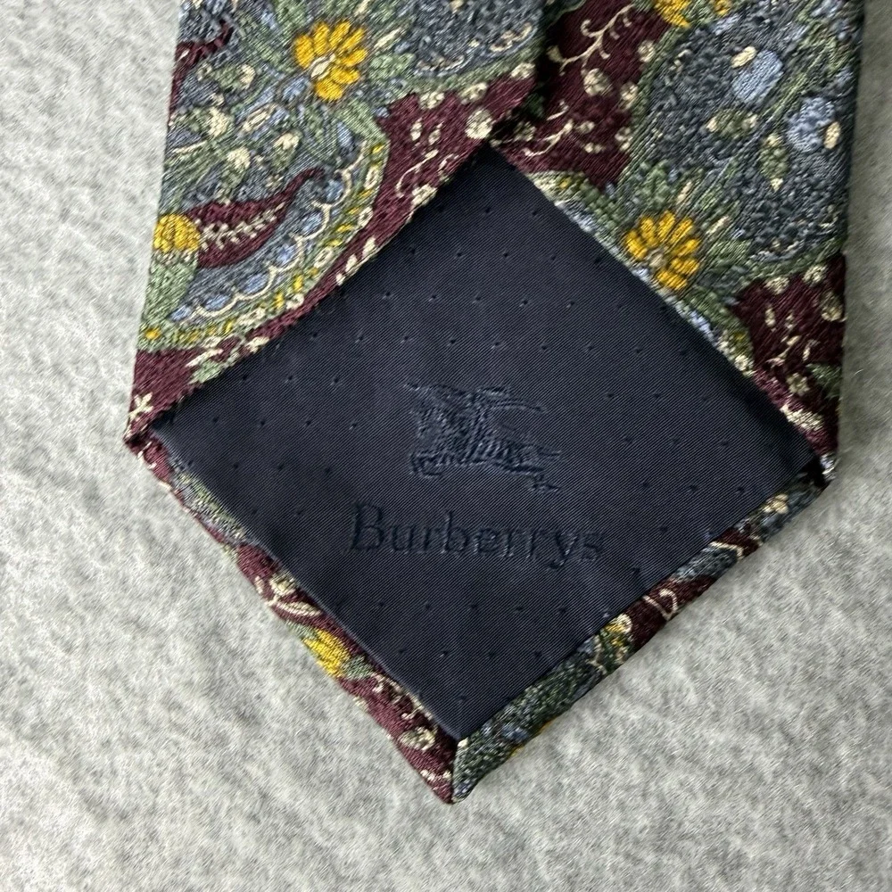 Vintage Burberrys USA Made Floral Burgundy Blue‎ Silk Neck Tie Formal Business